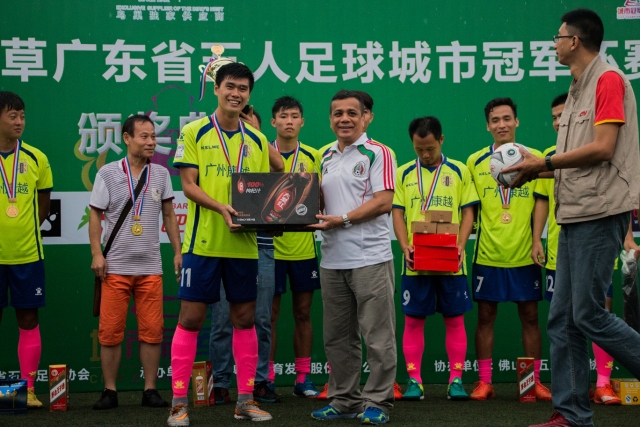 联盟罕见纪录！尼克斯单赛季5次两位数逆转同一球队